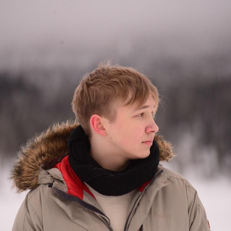 Naveen Shah, Client Relations Director, discussing corporate gifting strategy with business clients